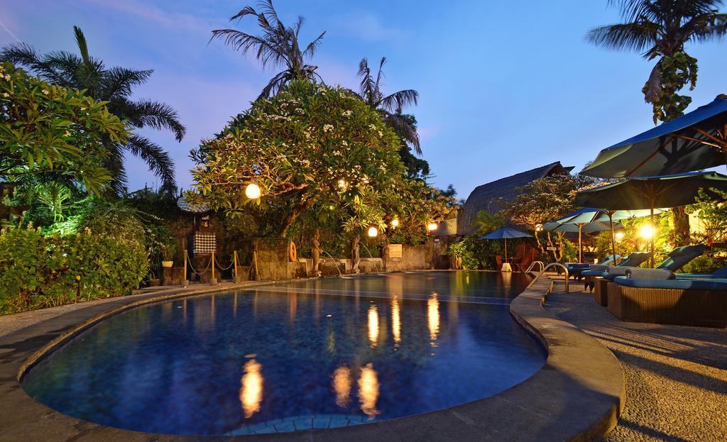 Puri Dewa Bharata Hotel & Villas Legian  Exterior photo